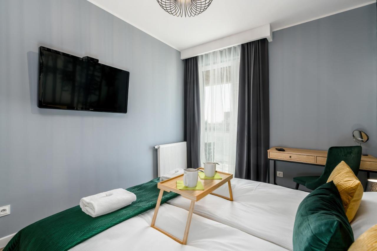 Premium Apartments Poznan Airport By Noclegi Renters Exterior photo