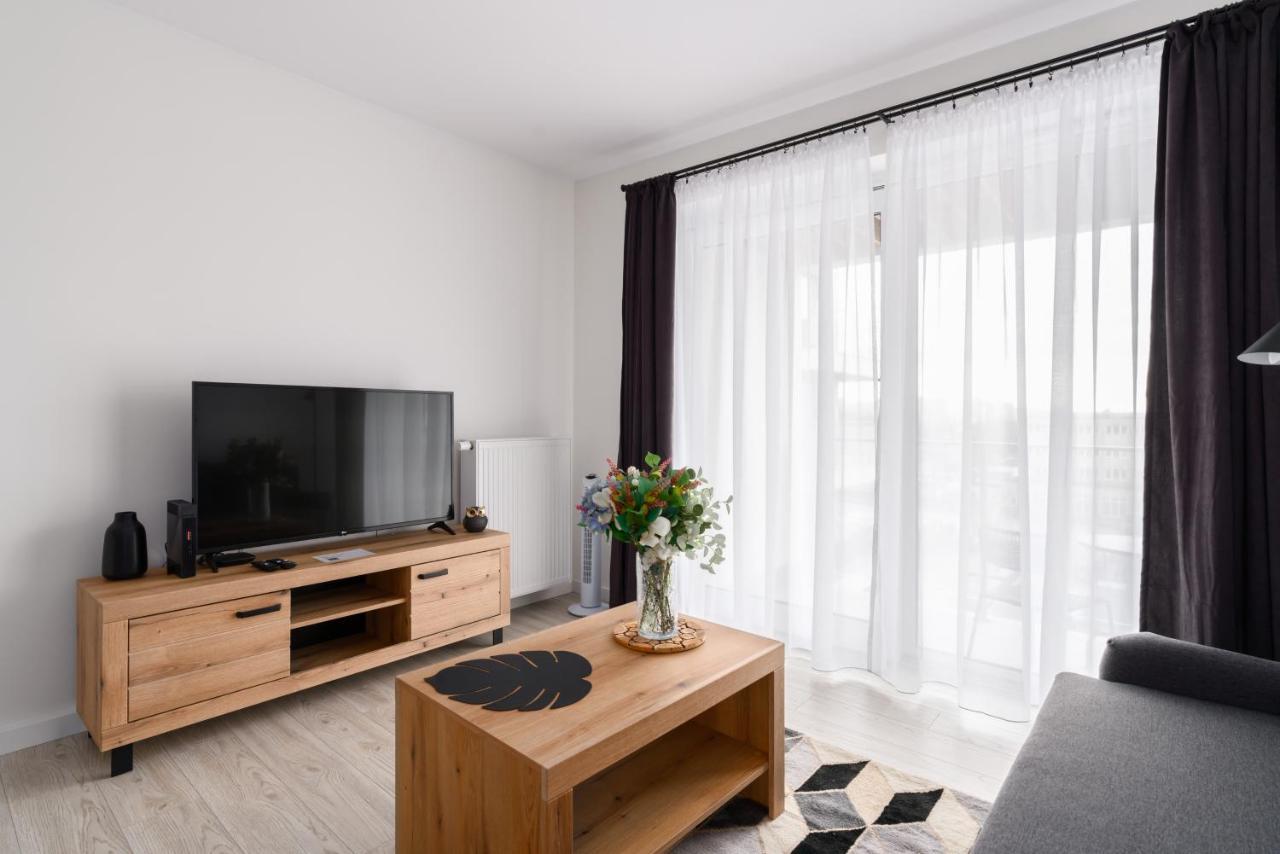 Premium Apartments Poznan Airport By Noclegi Renters Exterior photo