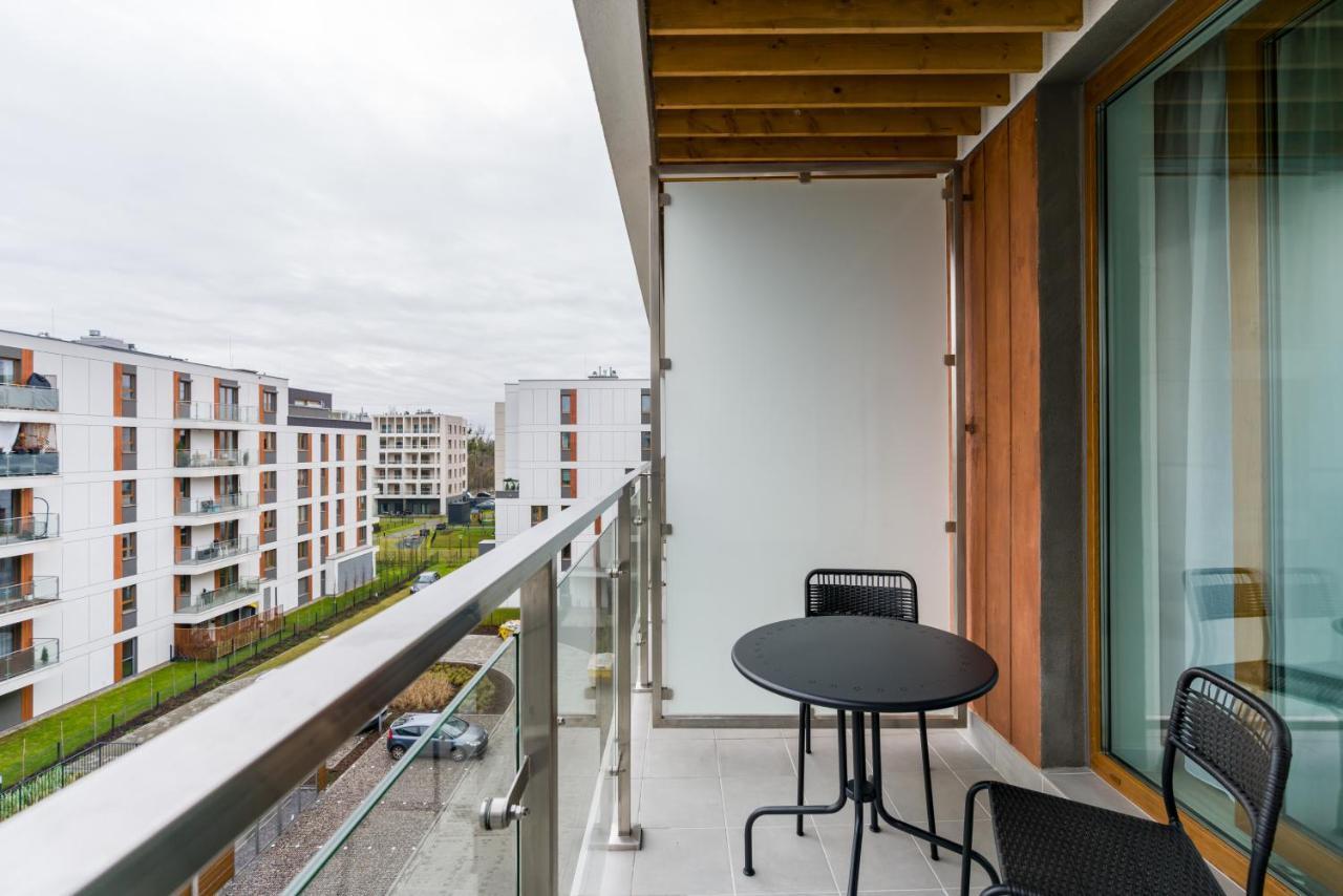 Premium Apartments Poznan Airport By Noclegi Renters Exterior photo